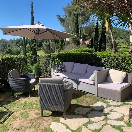 Appartement Classe Premium - Le Jardin Clos Vue Mer -Parking Couvert - Piscine Chauffee Du 05-04 Au 01 -11- Parc Residentiel Avec Espaces De Loisirs Parcours De Sante, Randonnees , Jeux Exterieur Apartment Saint-Raphael (Var)