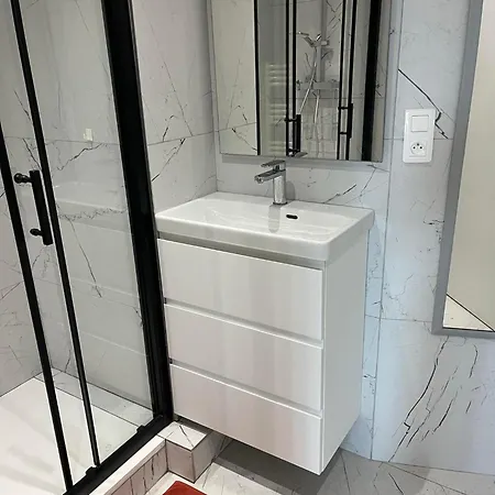 Apartment Appartement Classe Premium - Le Jardin Clos Vue Mer -Parking Couvert - Piscine Chauffee Du 05-04 Au 01 -11- Parc Residentiel Avec Espaces De Loisirs Parcours De Sante, Randonnees , Jeux Exterieur Saint-Raphael (Var)
