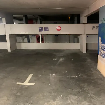 Apartment Appartement Classe Premium - Le Jardin Clos Vue Mer -Parking Couvert - Piscine Chauffee Du 05-04 Au 01 -11- Parc Residentiel Avec Espaces De Loisirs Parcours De Sante, Randonnees , Jeux Exterieur Saint-Raphael (Var)