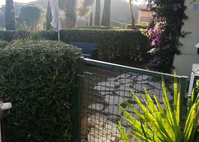 Pierre&vacances Cap Esterel Centre Fh -vue - Jardin Clos Et Terrasse- Piscines- Parking - Climatisation - Vue Apartment Saint-Raphael (Var)