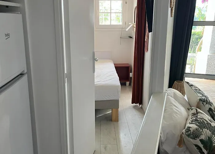 Pierre&vacances Cap Esterel Centre Fh -vue - Jardin Clos Et Terrasse- Piscines- Parking - Climatisation - Vue *