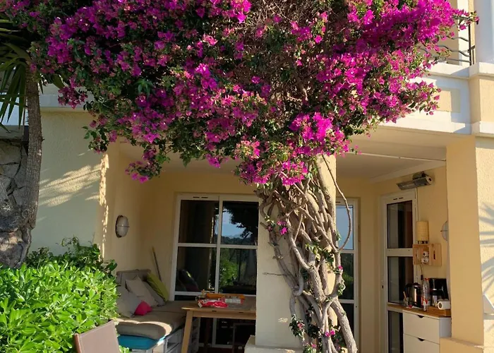 Apartament Pierre&vacances Cap Esterel Centre Fh -vue - Jardin Clos Et Terrasse- Piscines- Parking - Climatisation - Vue