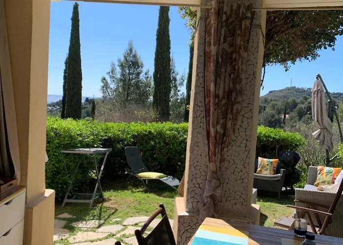 Pierre&vacances Cap Esterel Centre Fh -vue - Jardin Clos Et Terrasse- Piscines- Parking - Climatisation - Vue *